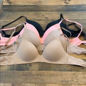 Victoria’s Secret Wireless Bra Bundle 34C